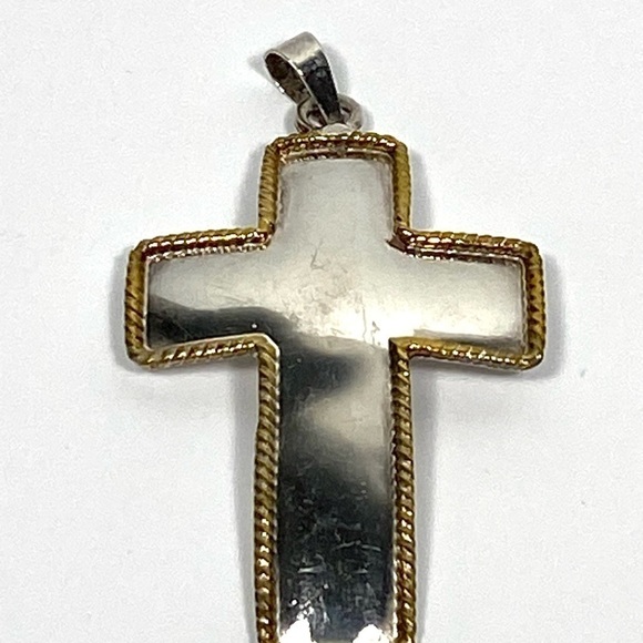 925 Cross Pendant Sterling Silver Gold Edge Ribbon Large Sterling Vintage 4.12g - Picture 6 of 7